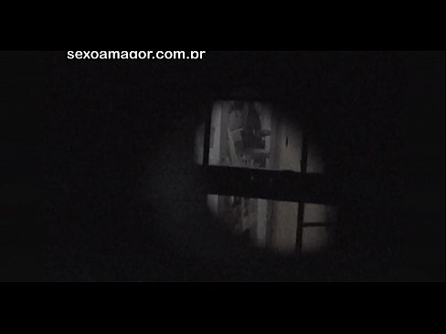 ❤️ Lourinho é secretamente filmado por um voyeur de bairro escondido atrás de tijolos ocos ️❌ Porno fodido em pt-br.higlass.ru ❌️